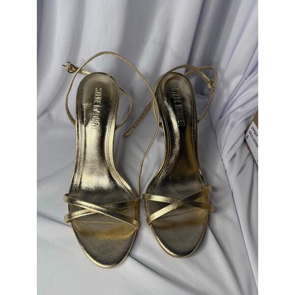 Steve Madden Jypsey Sandals - Picture 1 of 4